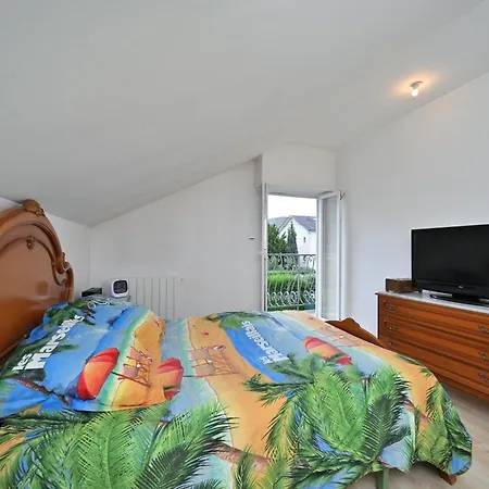 Chez Germaine ゲストハウス ルルド