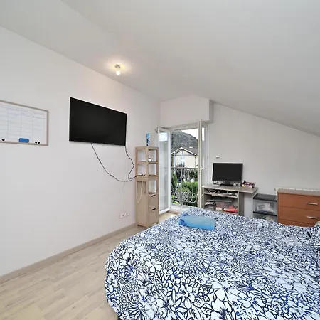 Chez Germaine 招待所