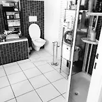 Chez Germaine Lourdes